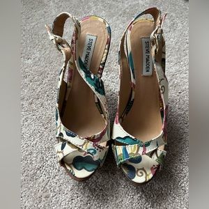 Steve Madden Tumbled Studded Stiletto Sandal Heels Size 7.5 Multi-color Wood